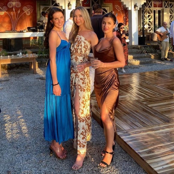 MEGHAN ONE SHOULDER TWO PIECE SET WITH MAXI SKIRT IN BLACK FLORAL SHOWPO - Picture 4 of 5